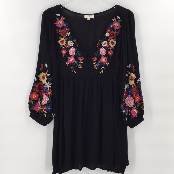 Umgee Dresses & Skirts - Umgee Floral Embroidery Boho Black Babydoll Dress